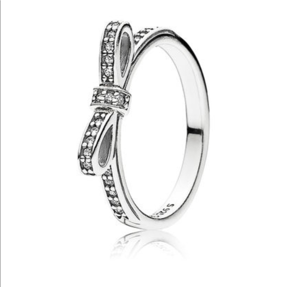 Pandora Ring
